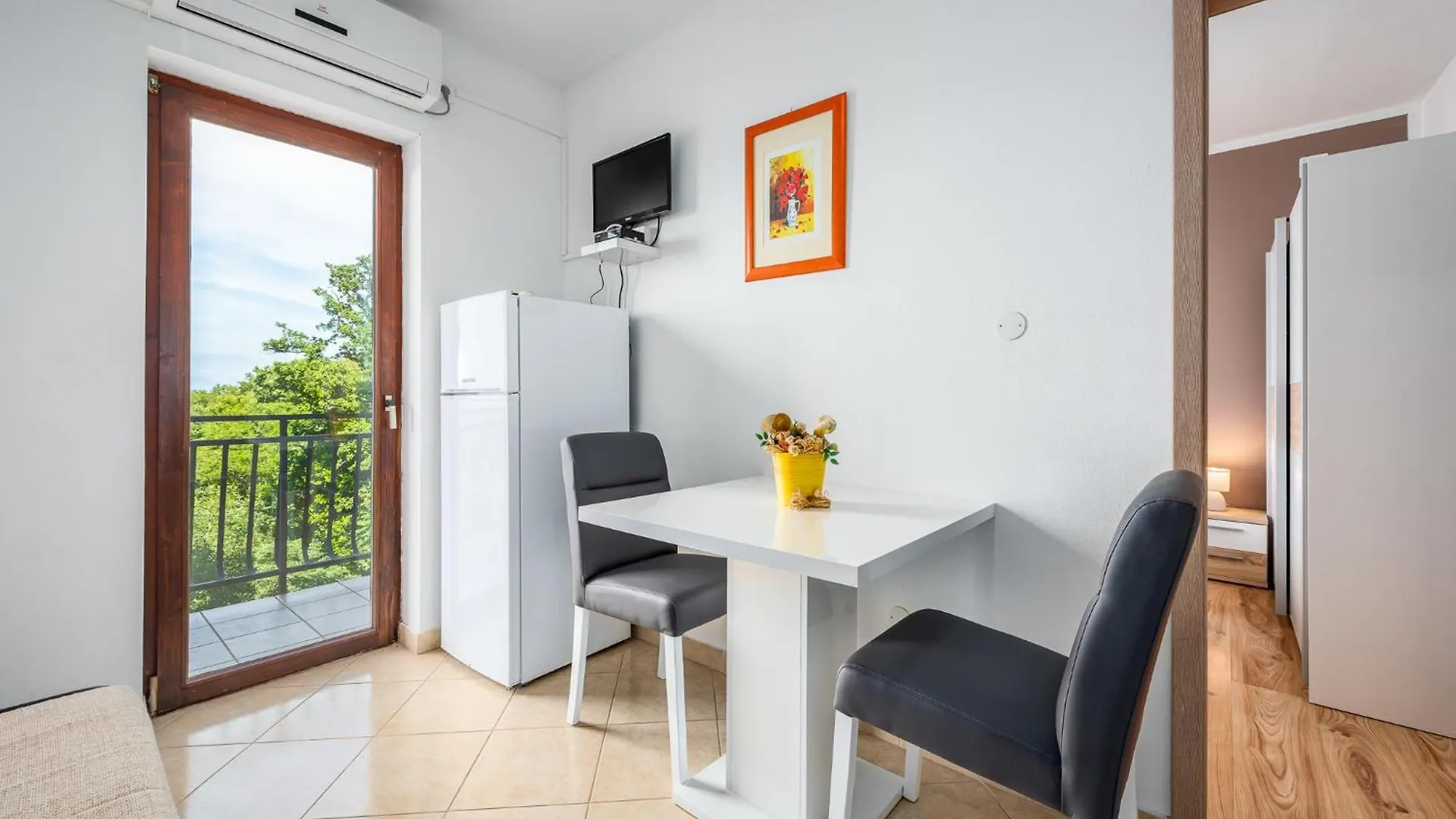 Apartment Drenje 4